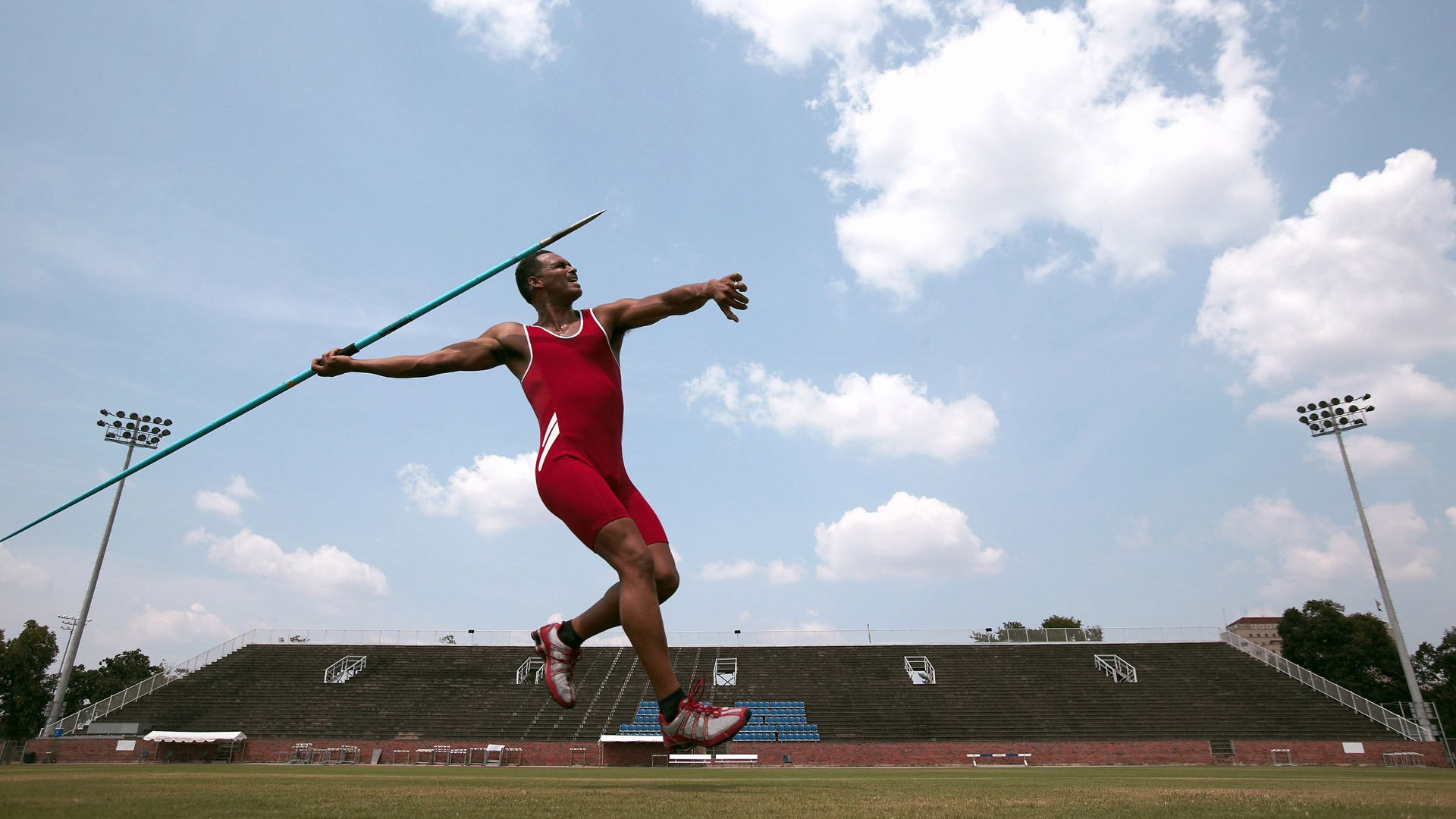 新兴运动热潮席卷全球，从城市街头到国际赛场的新风尚