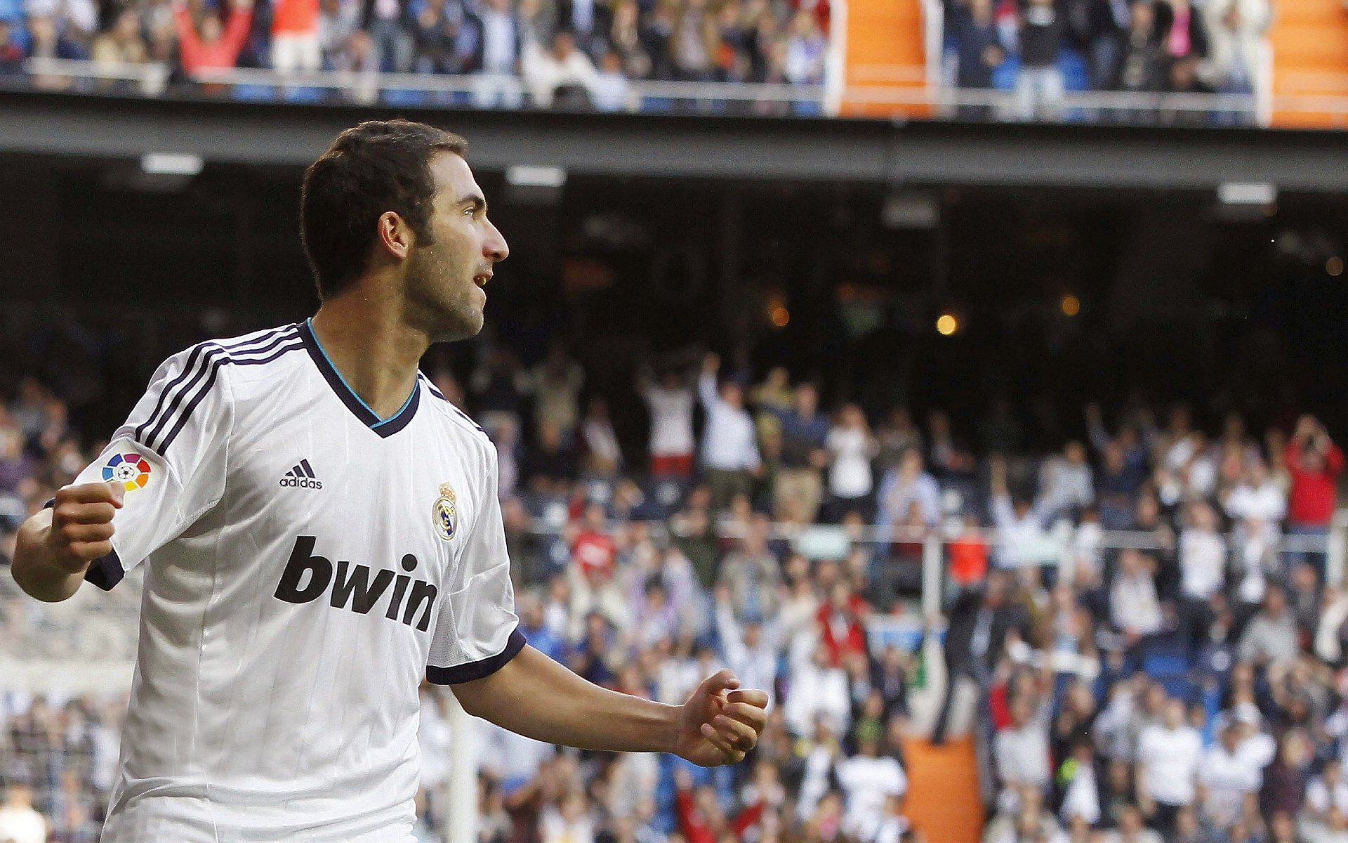 体育教育赋能青少年成长,校园体育课程改革成效显著