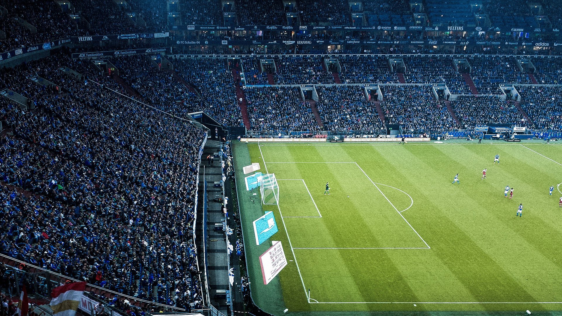 阿尔卡拉斯横扫对手晋级美网八强 新生代强势冲击冠军