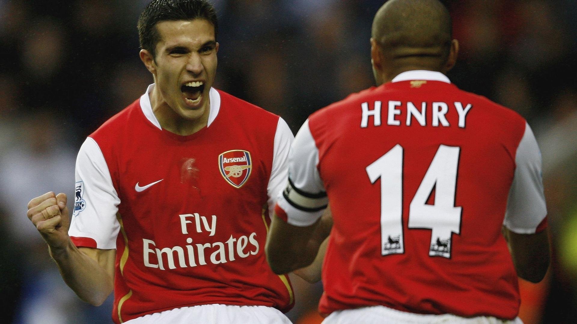 西甲联赛激战正酣,豪门争霸悬念迭起